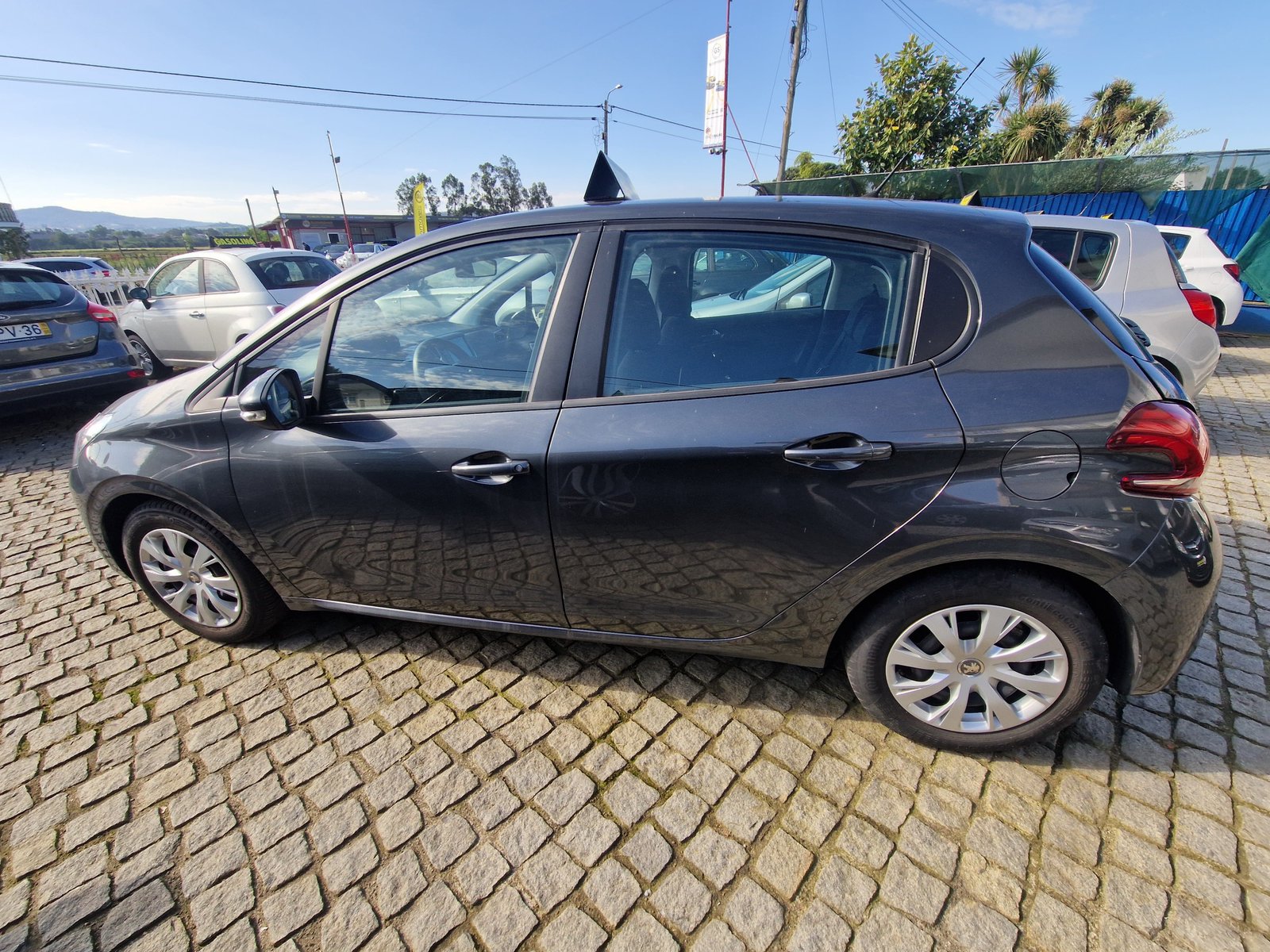 Peugeot